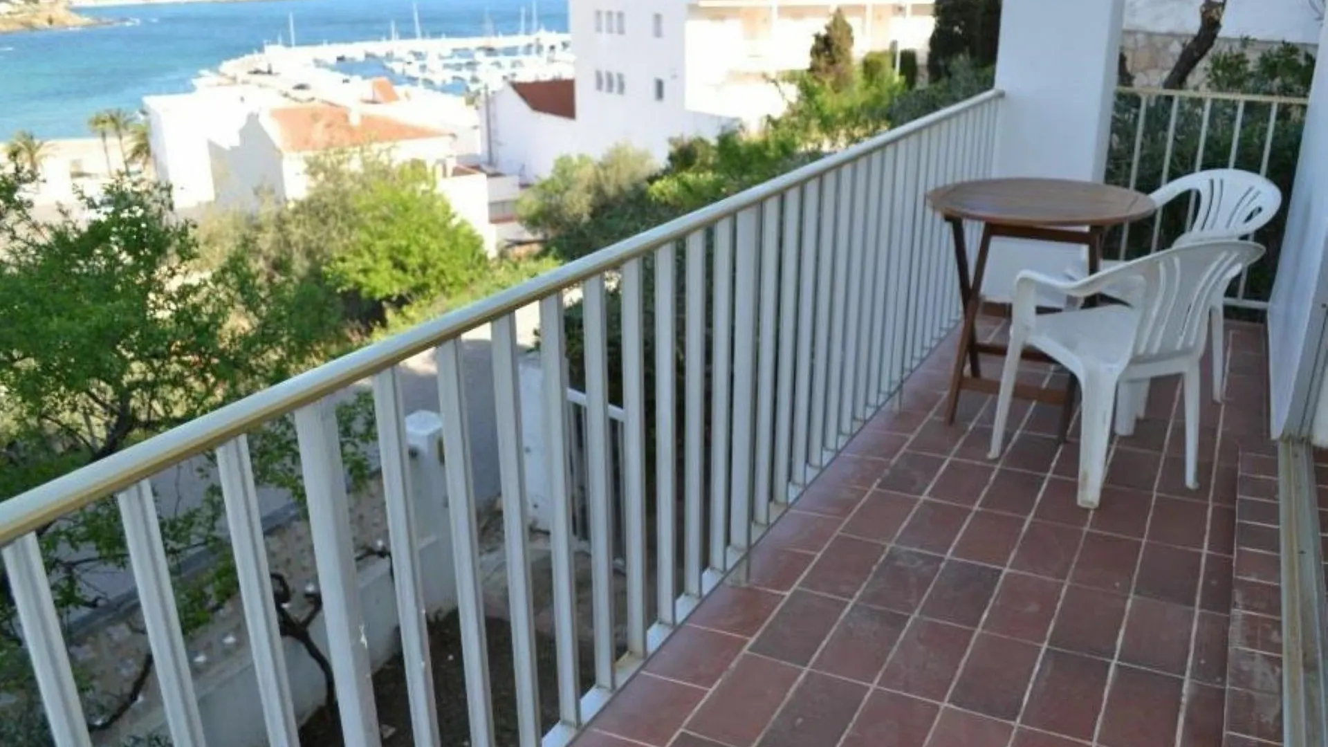 Apartment In Llanca - 103550 By Mo Rentals