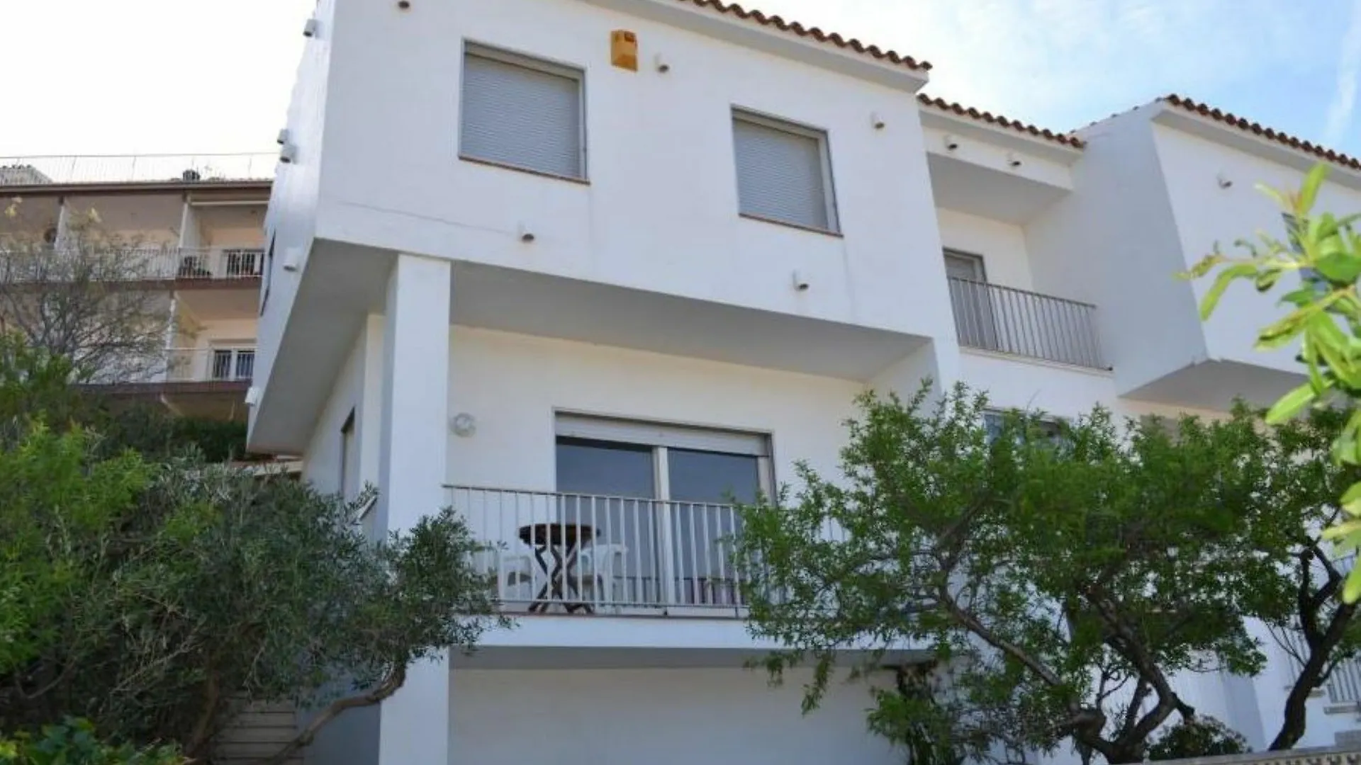 Apartment In Llanca - 103550 By Mo Rentals